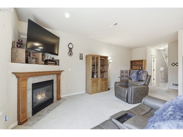 5029 Sw Wentworth Ter, Beaverton, OR 97078