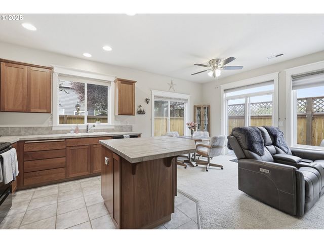 5029 Sw Wentworth Ter, Beaverton, OR 97078