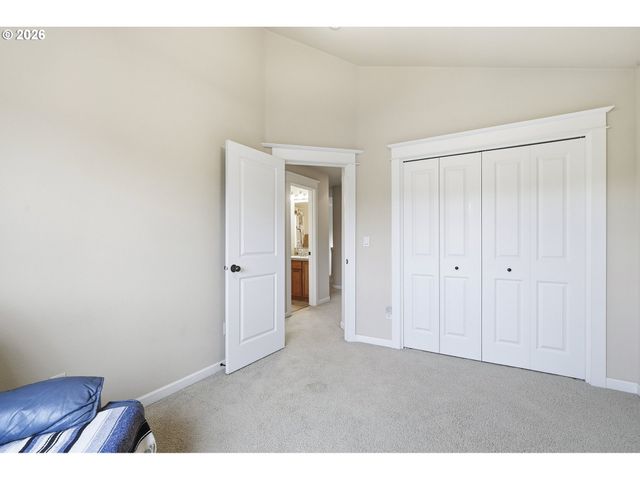 5029 Sw Wentworth Ter, Beaverton, OR 97078