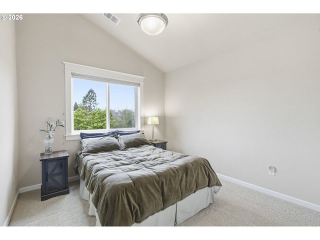 5029 Sw Wentworth Ter, Beaverton, OR 97078