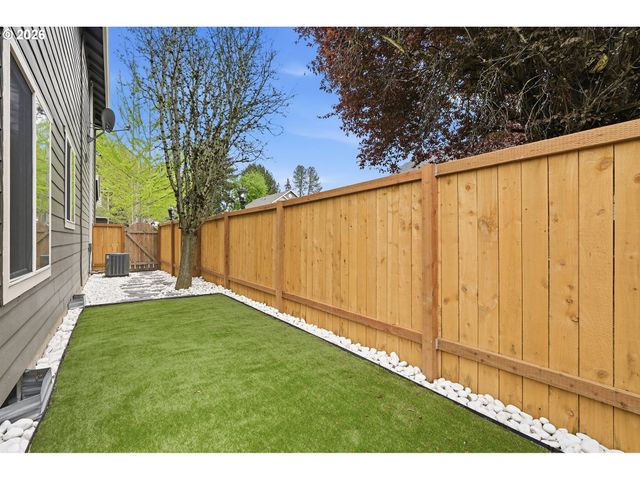 5029 Sw Wentworth Ter, Beaverton, OR 97078