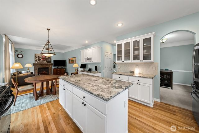 22116 99th Place S, Kent, WA 98031