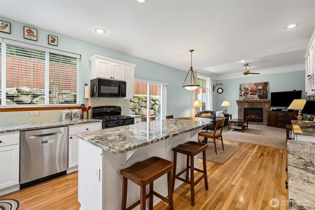 22116 99th Place S, Kent, WA 98031