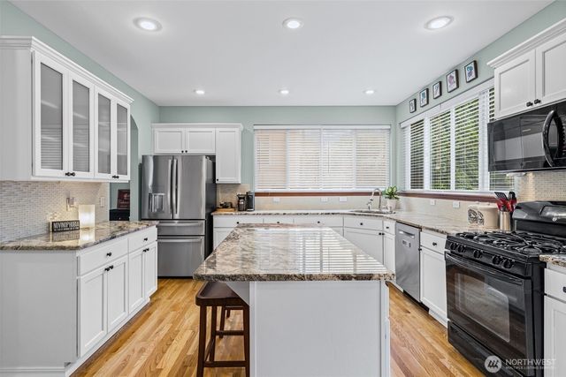 22116 99th Place S, Kent, WA 98031