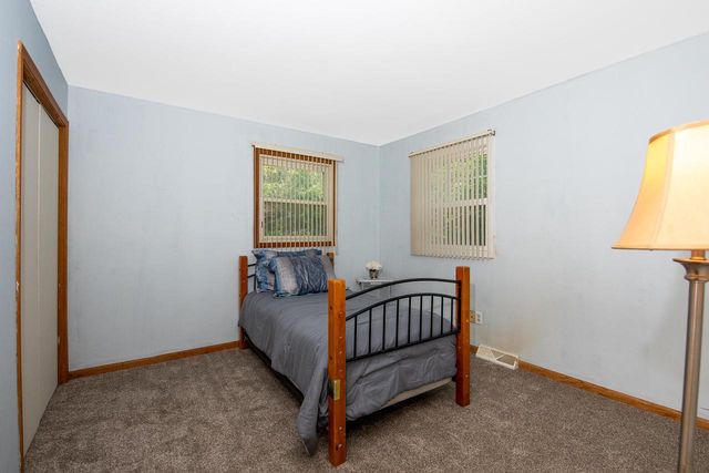 33522 81st STREET, Burlington, WI 53105