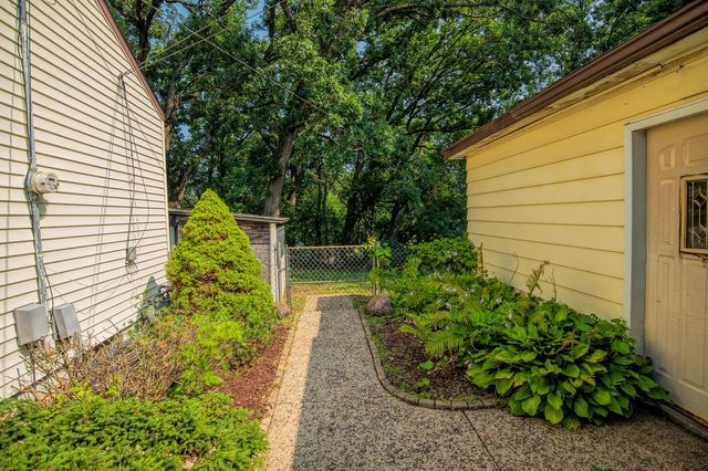 33522 81st STREET, Burlington, WI 53105