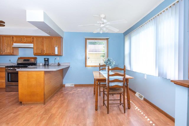 33522 81st STREET, Burlington, WI 53105