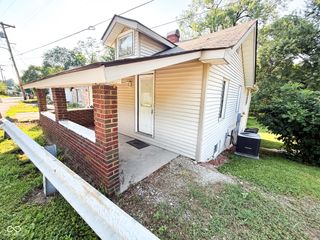 604 W River Road, Edinburgh, IN 46124