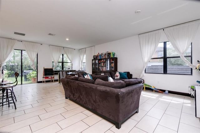 15901 SW 136th Way, Miami, FL 33196