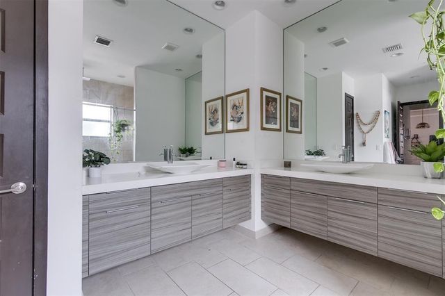 15901 SW 136th Way, Miami, FL 33196