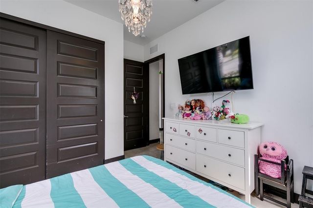 15901 SW 136th Way, Miami, FL 33196