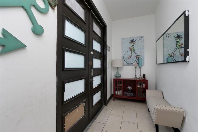 15901 SW 136th Way, Miami, FL 33196