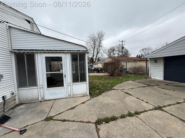 5363 Culver Street, Dearborn Heights, MI 48125