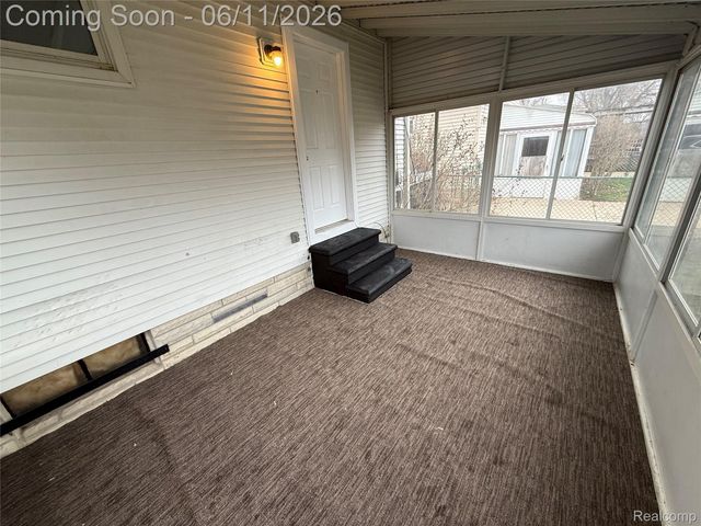 5363 Culver Street, Dearborn Heights, MI 48125