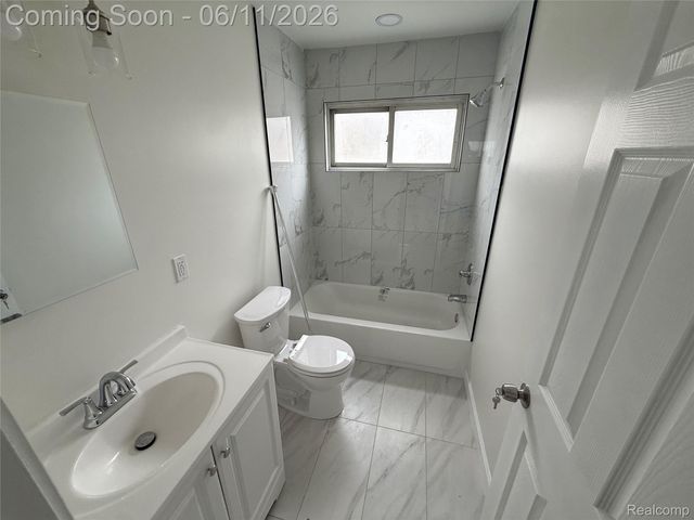 5363 Culver Street, Dearborn Heights, MI 48125