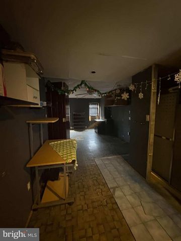2433 N LAWRENCE ST, Philadelphia, PA 19133