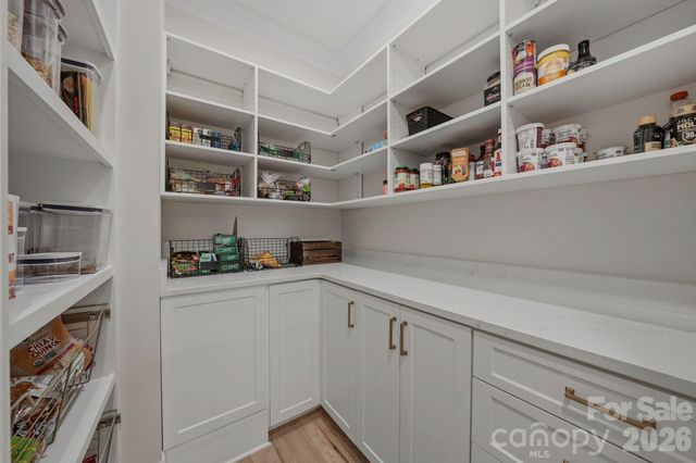 4547 Emory Lane, Charlotte, NC 28211