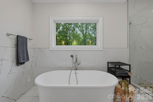 4547 Emory Lane, Charlotte, NC 28211