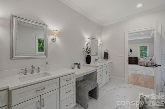 4547 Emory Lane, Charlotte, NC 28211