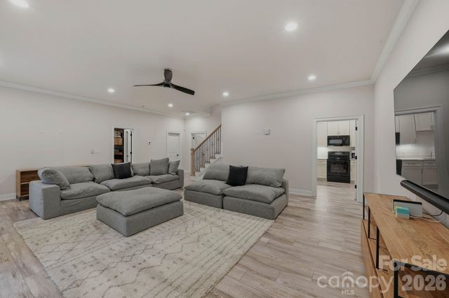 4547 Emory Lane, Charlotte, NC 28211