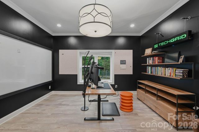 4547 Emory Lane, Charlotte, NC 28211