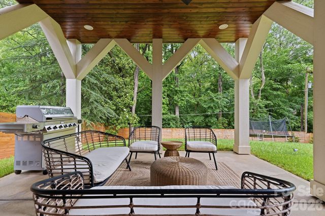 4547 Emory Lane, Charlotte, NC 28211