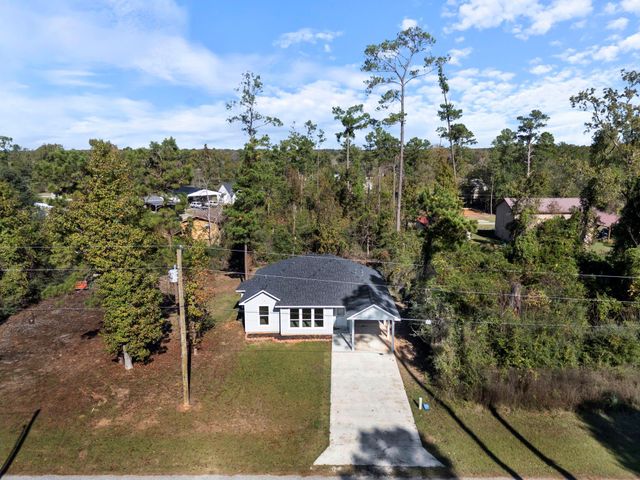 185 Brahman Drive, Onalaska, TX 77360