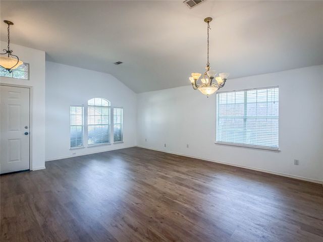 1507 Nightingale Lane, Corinth, TX 76210