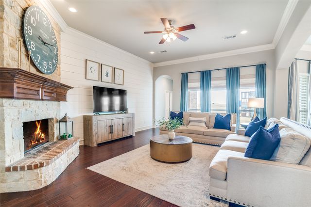 10055 Dorsett Drive, Forney, TX 75126