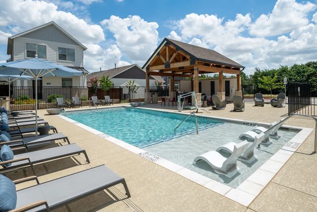 825 W Mayfield Road 115, Arlington, TX 76015