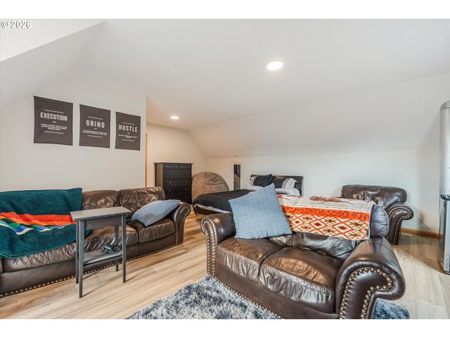 44450 Se TUCKRIDGE Rd, Sandy, OR 97055