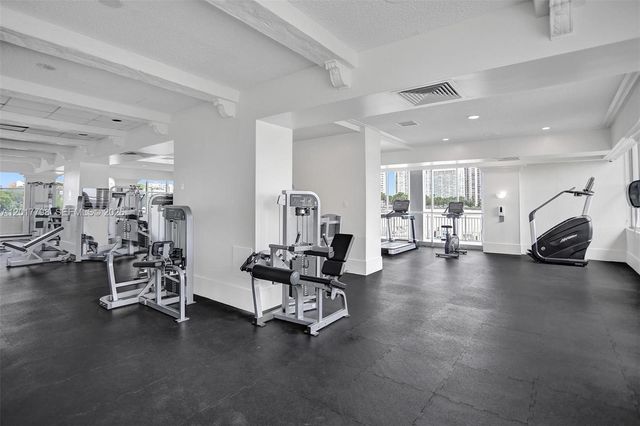 18041 Biscayne Blvd 1804, Aventura, FL 33160