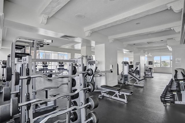 18041 Biscayne Blvd 1804, Aventura, FL 33160