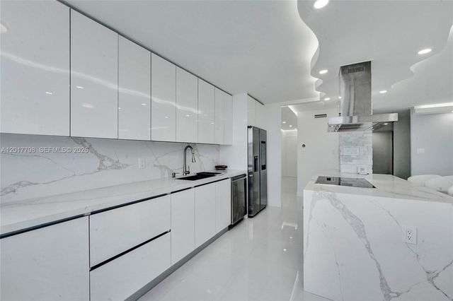 18041 Biscayne Blvd 1804, Aventura, FL 33160