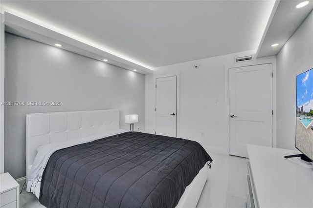 18041 Biscayne Blvd 1804, Aventura, FL 33160