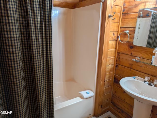 427 Montview Way, Gatlinburg, TN 37738