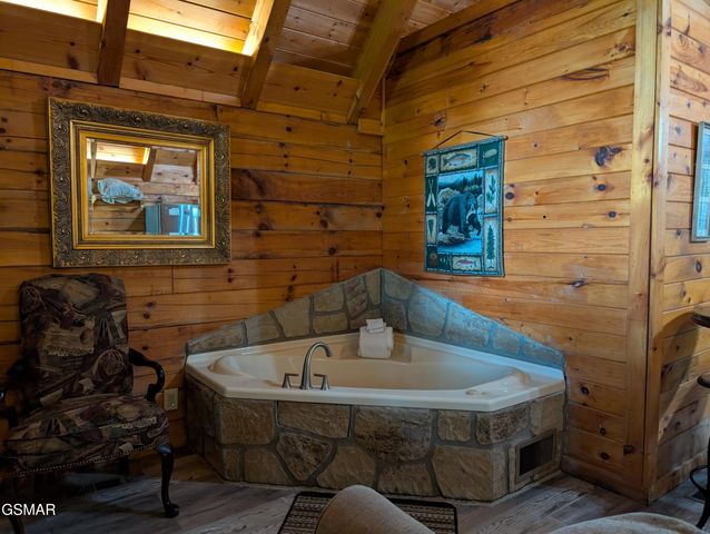 427 Montview Way, Gatlinburg, TN 37738