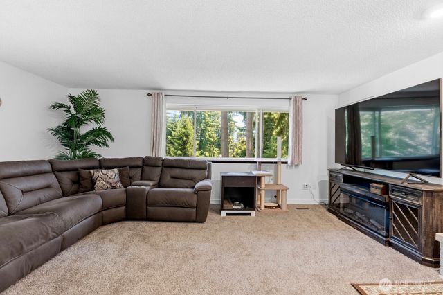 13501 119th Street E, Puyallup, WA 98374