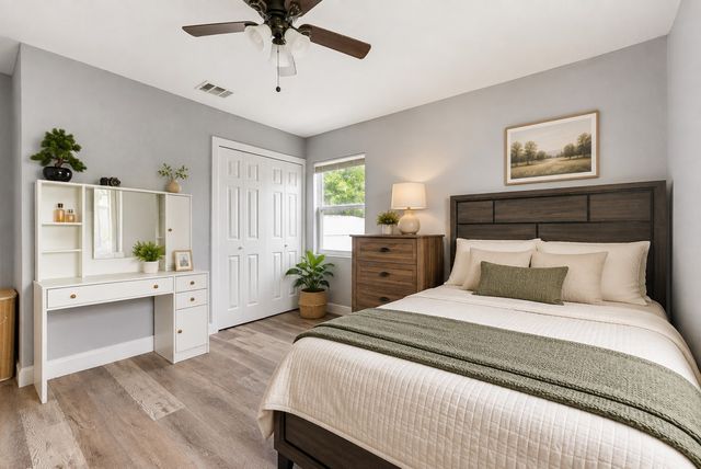1106 E Strong Parkway, Grand Prairie, TX 75050