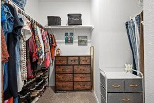 549 Arnold LOOP A, Kyle, TX 78640