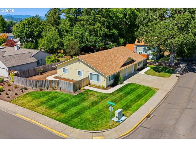 931 Sw FLEISHAUER Ln, Mc Minnville, OR 97128
