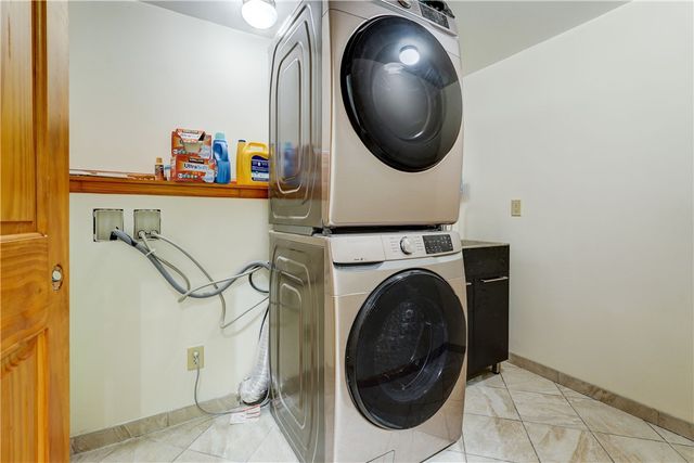 2654 Whalen Road, East Bloomfield, NY 14469