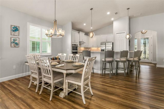 8492 HARTFORD WAY, Mount Dora, FL 32757