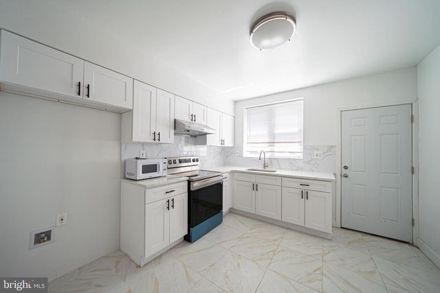 1209 S BROAD ST, Philadelphia, PA 19147