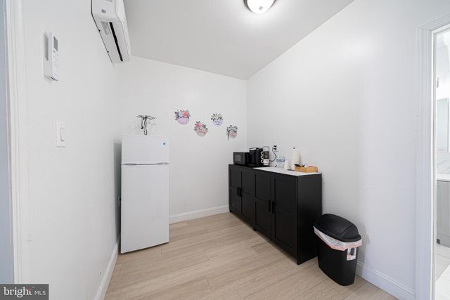 1209 S BROAD ST, Philadelphia, PA 19147