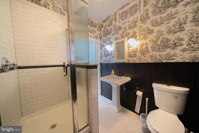 1209 S BROAD ST, Philadelphia, PA 19147
