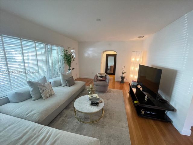 1116 Biarritz Drive, Miami Beach, FL 33141