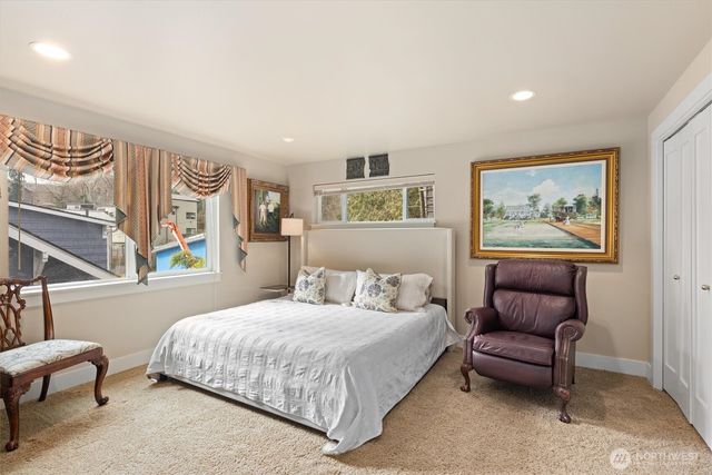 3414 33rd Avenue SW, Seattle, WA 98126