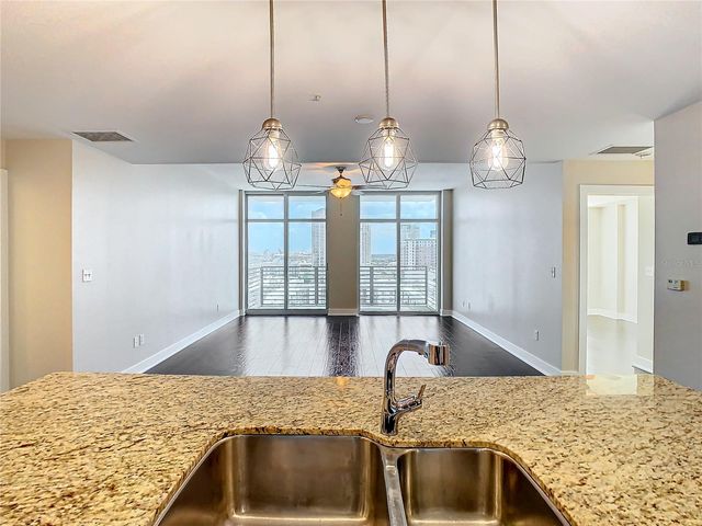 1208 E KENNEDY BOULEVARD 1209, Tampa, FL 33602