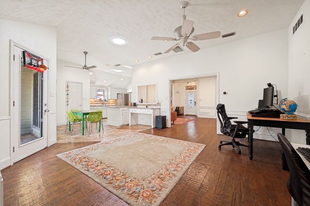 755 Red River Trail, Irving, TX 75063